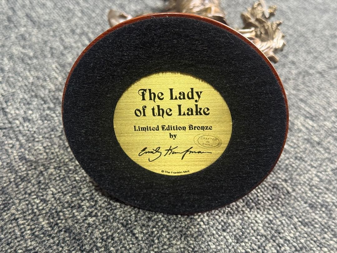 【湖の乙女】 エミリーカフマン作 フランクリンミント製 ブロンズ像 女神