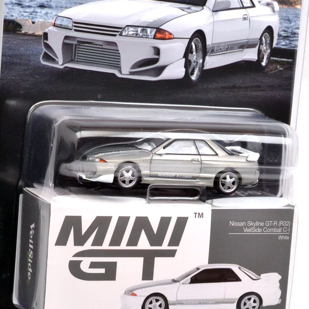 GT-R (R32)ヴェイルサイドコンバット C-1 -ホワイト チェイスカー
