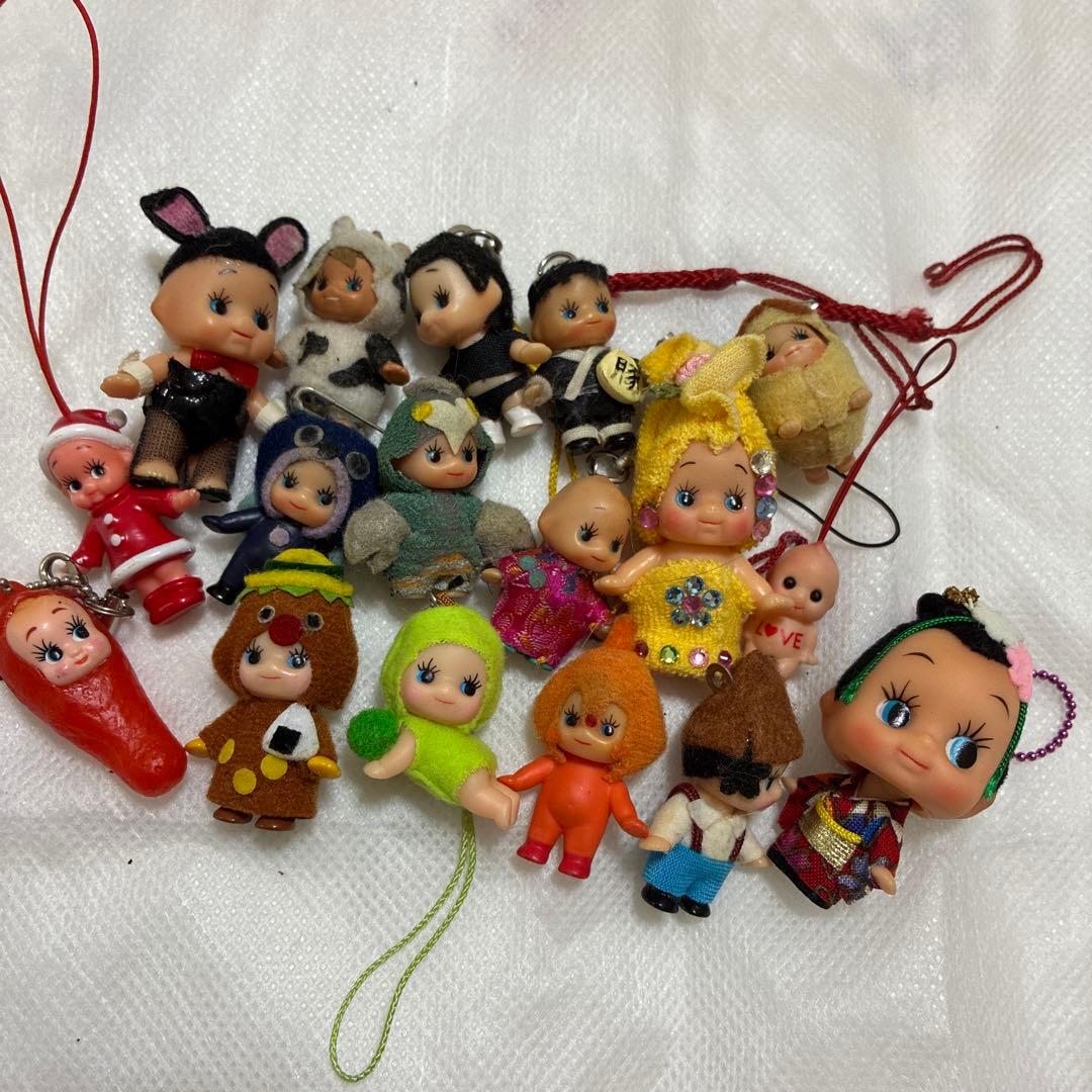 d*3様 キャラクター ストラップセット ハローキティ、キューピーなど