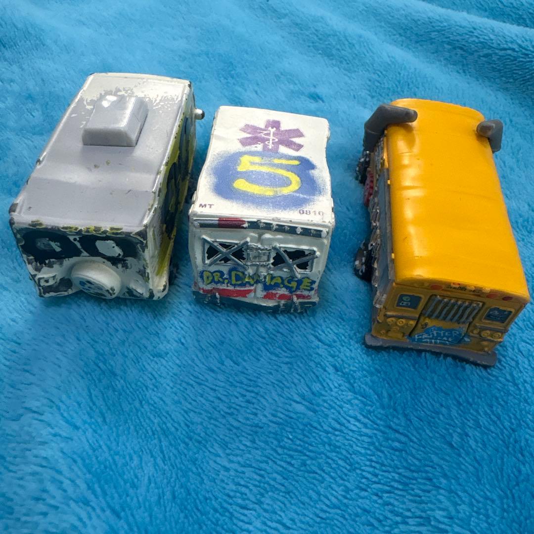 廃盤 トミカ カーズ アーヴィー ドクターダメージ ミスフリッター 3台