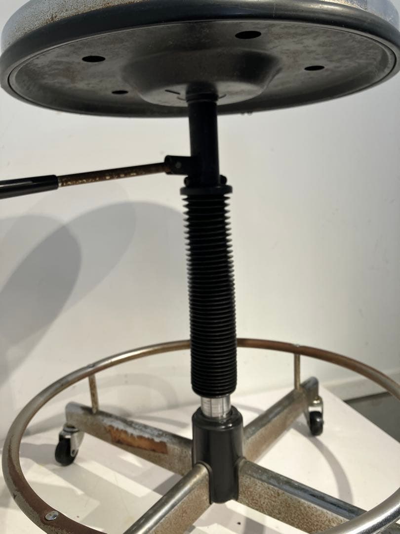 インダストリアル、ヴィンテージ・スチールスツール、オールド、レトロ、椅子、多目的