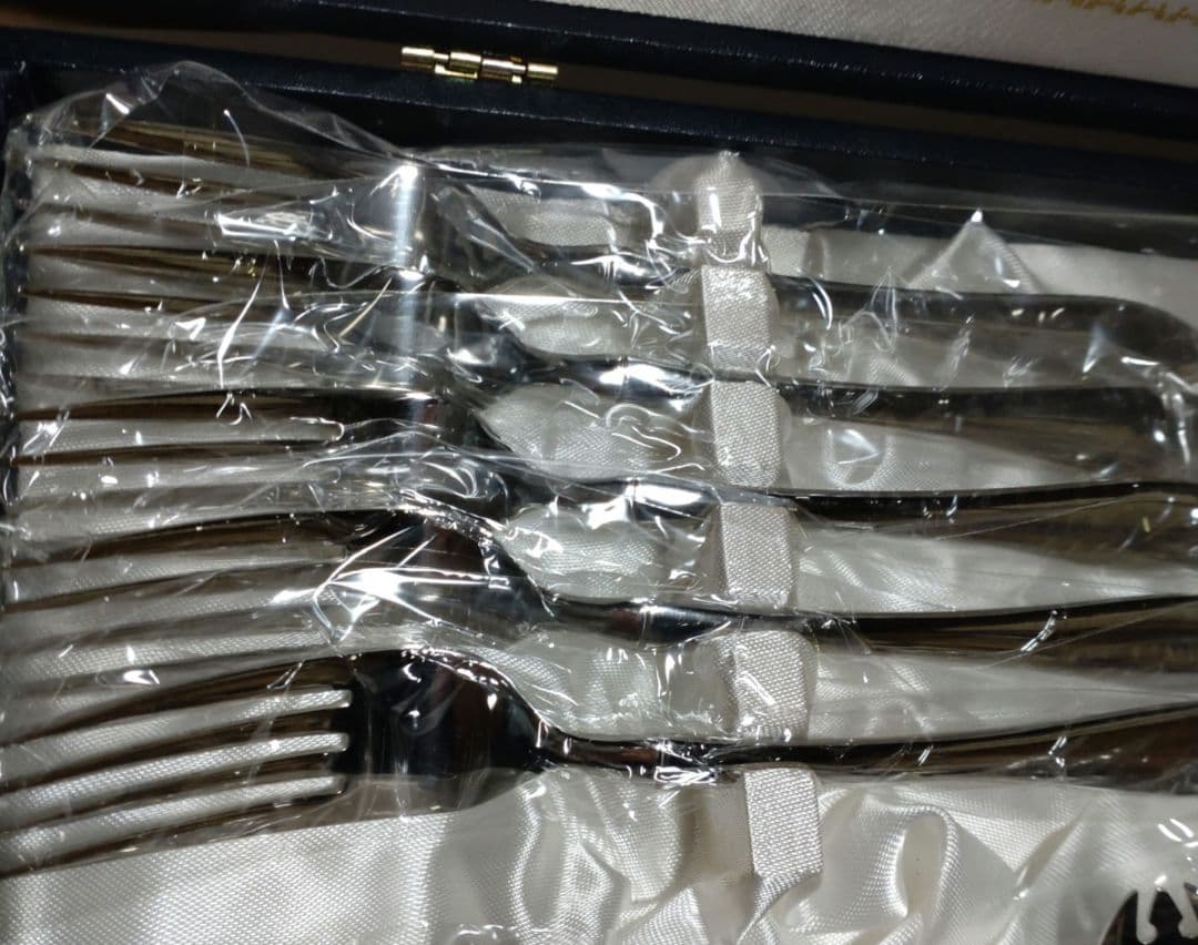 佐藤商事株式会社　スプン　ナイフ　ホークなど8点セット