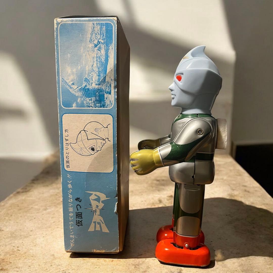 デッドストック　ブルマァク　仮面つき ミラーマン　ブリキ　ゼンマイ歩行
