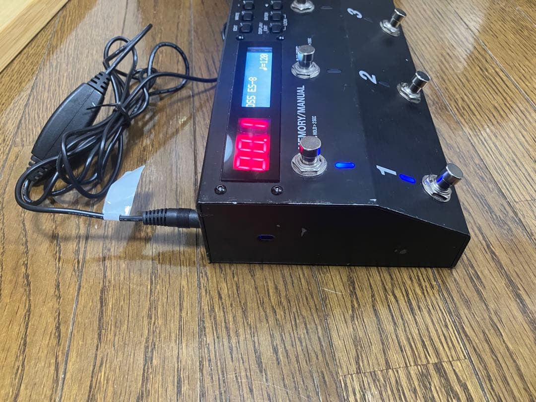 Boss ES-8 プログラマブルスイッチャー - メルカリ
