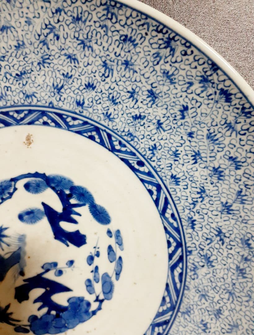 江戸時代後期　古伊万里　染付　手描き　みじん唐草文様　40.7cm　大皿