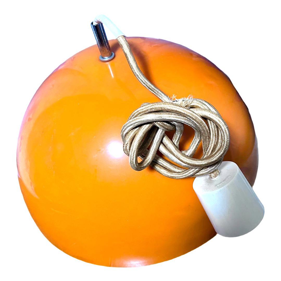 オレンジ色ドーム型ガラスペンダントライト