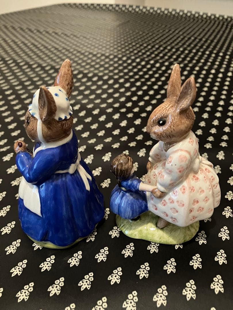 ピーターラビット　置物　フィギュリン　BESWICK ロイヤルドルトン