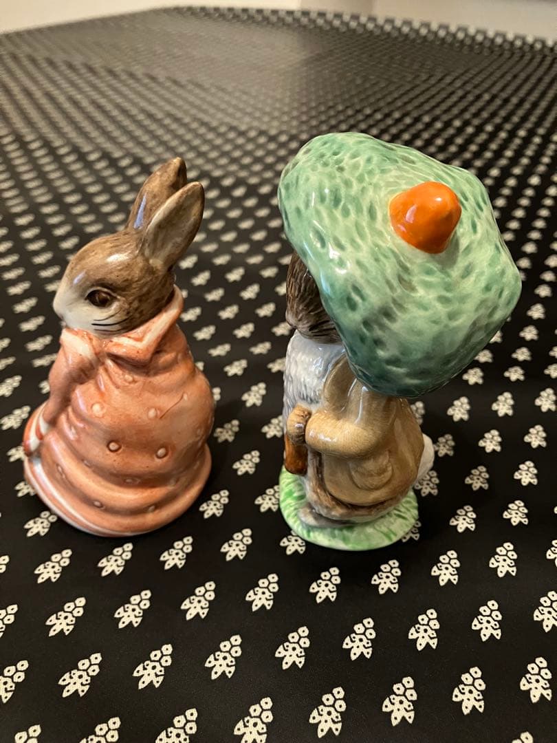 ピーターラビット　置物　フィギュリン　BESWICK ロイヤルドルトン