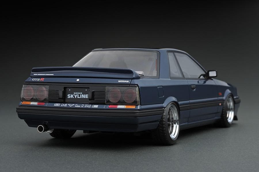 イグニッションモデル IG0995 1/18 R31 Skyline GTS-R