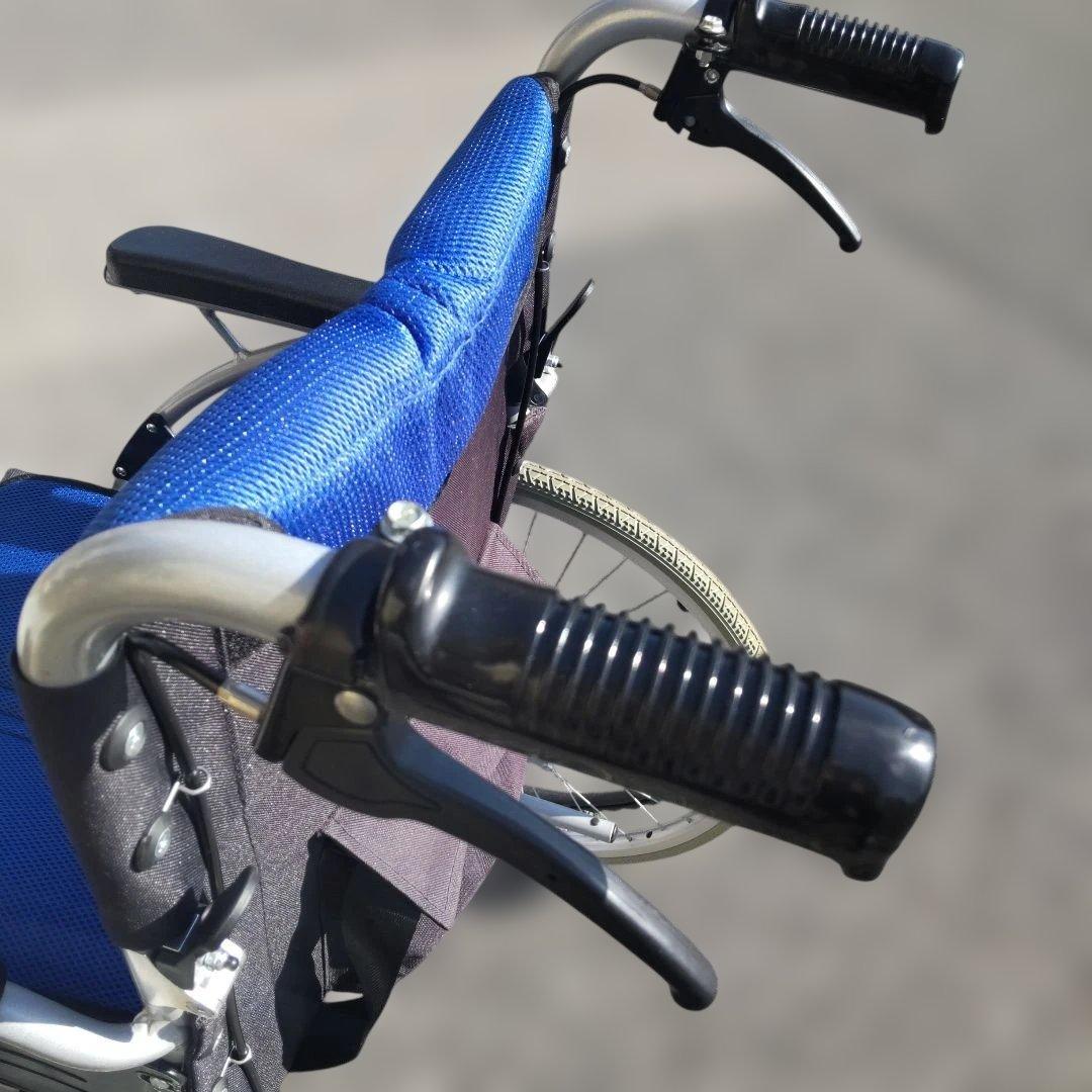 軽量車椅子 ケアテックジャパン ハピネスCA-10CU 説明書つき