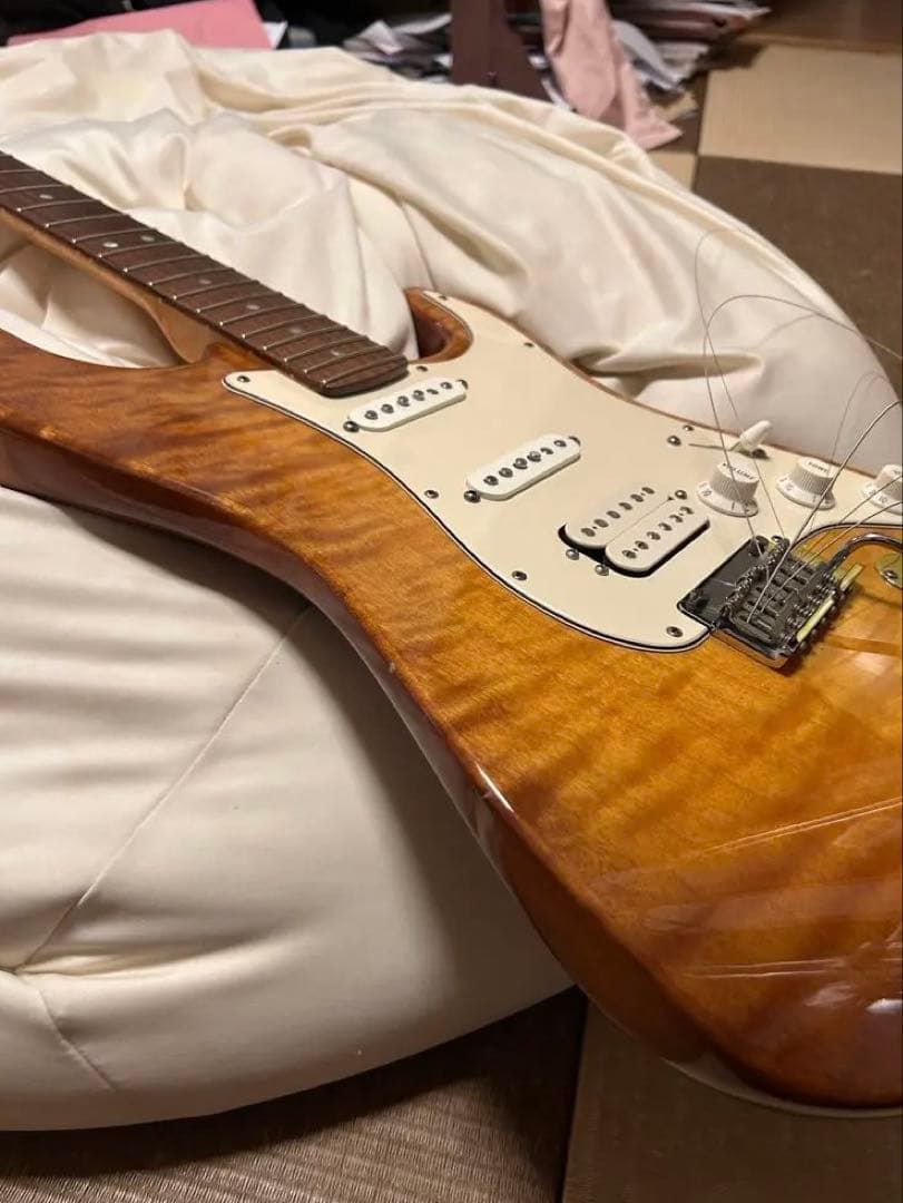 激レア　Fender Select 2012 hss ストラトキャスター