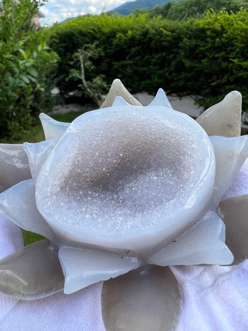 241 メノウ 蓮 ジオード ブラジル産 【一点物 】