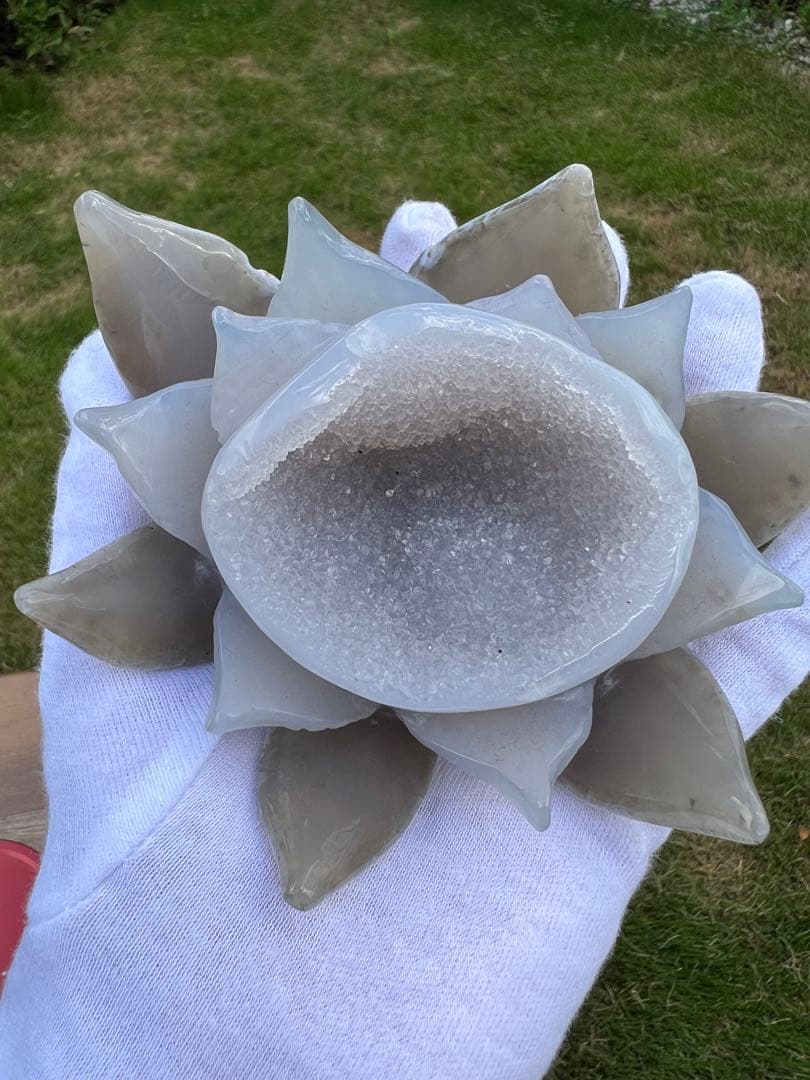 241 メノウ 蓮 ジオード ブラジル産 【一点物 】