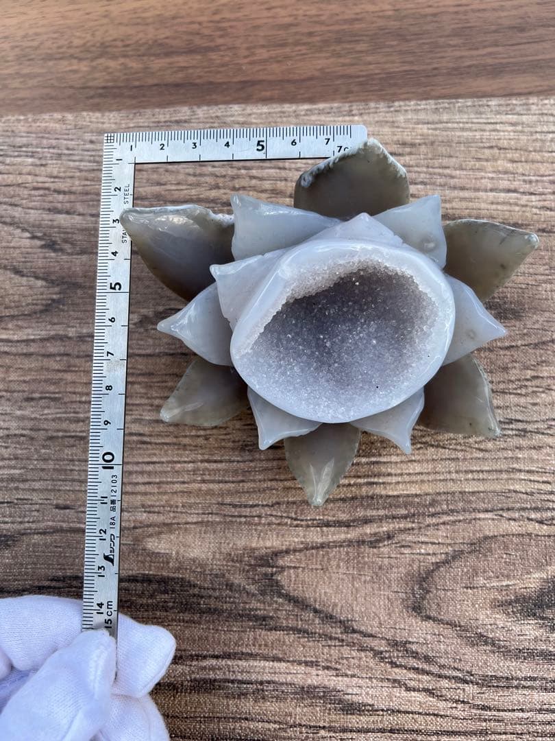 241 メノウ 蓮 ジオード ブラジル産 【一点物 】