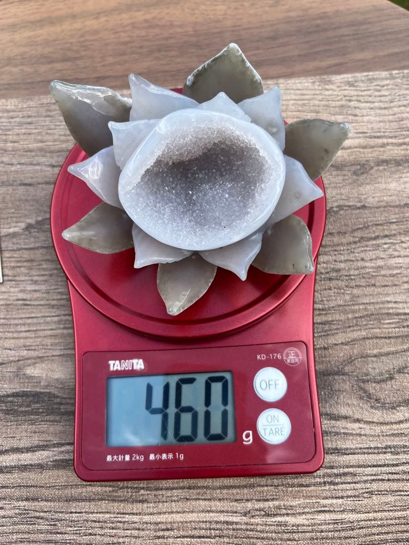 241 メノウ 蓮 ジオード ブラジル産 【一点物 】