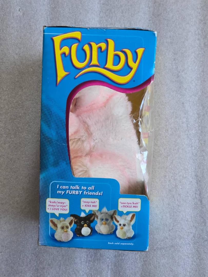 ファービー2（2005）英語・ホワイト系・未開封（箱ダメージあり）ピンク耳