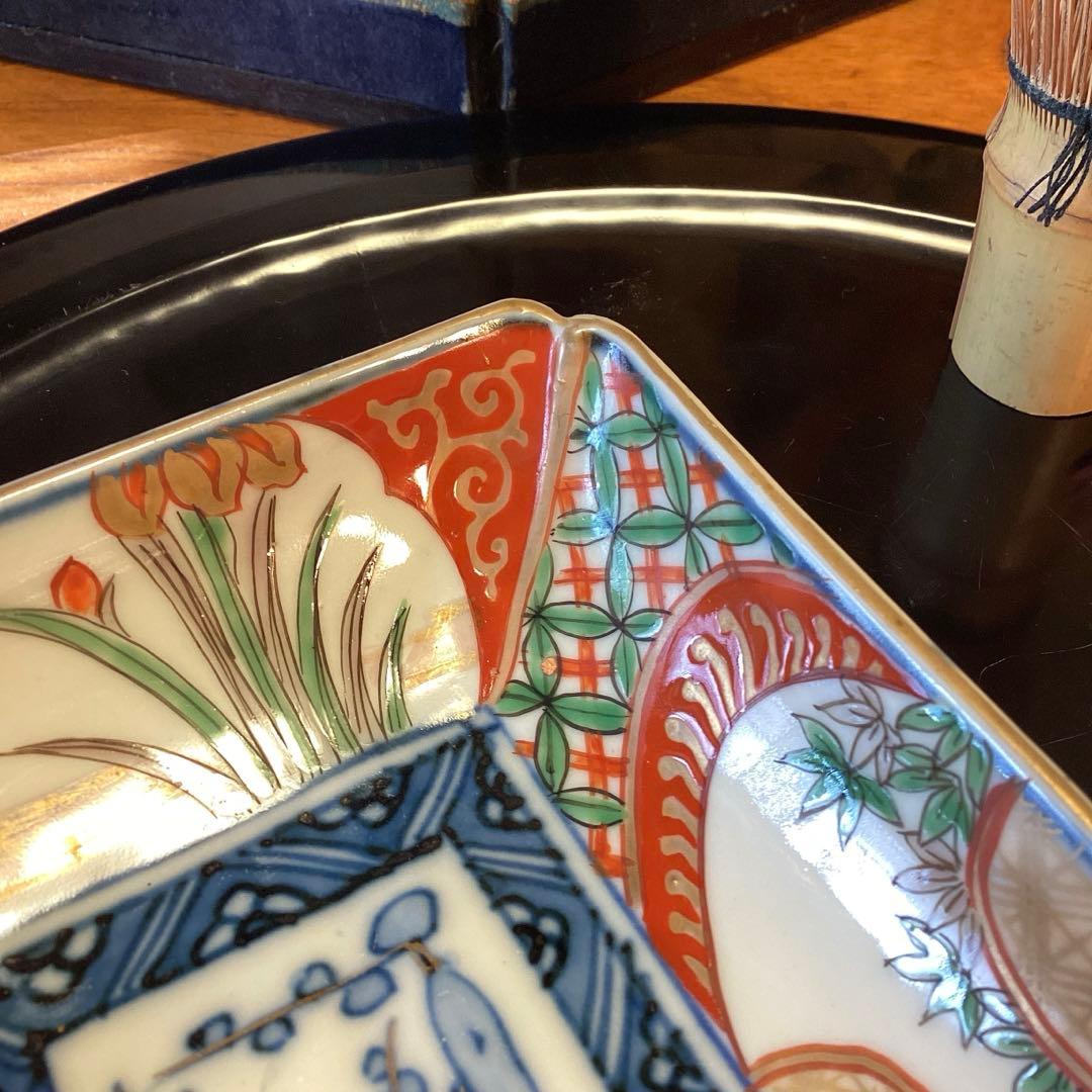 A1056 古伊万里　懐石道具　錦手　窓絵流水菖蒲紋様　隅入長皿　2枚