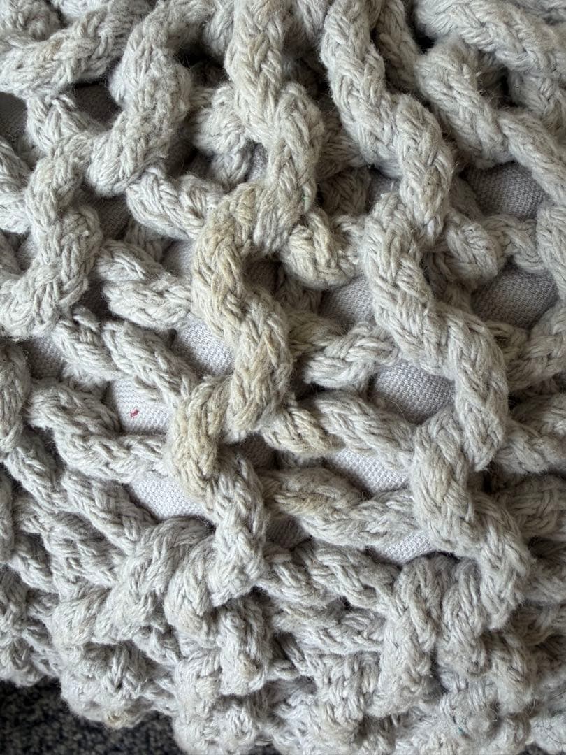 Nitoriナカミイリプーフ ロープニットS GY クッション2本