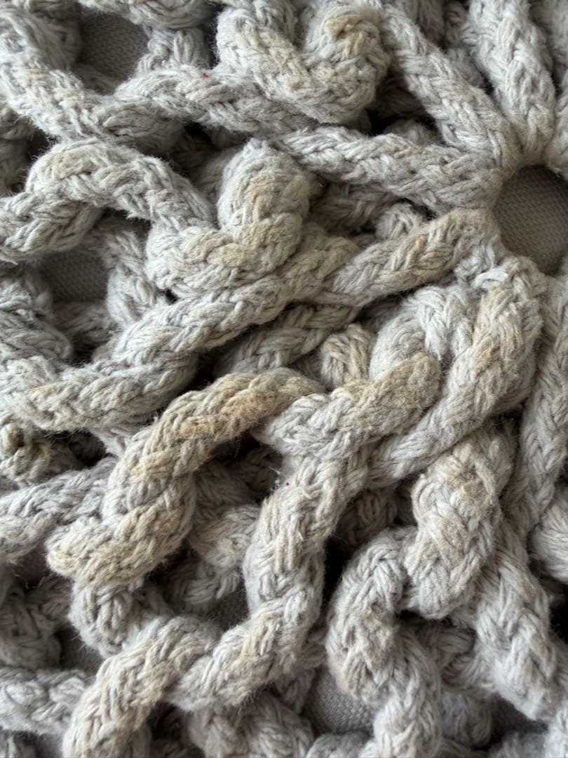 Nitoriナカミイリプーフ ロープニットS GY クッション2本