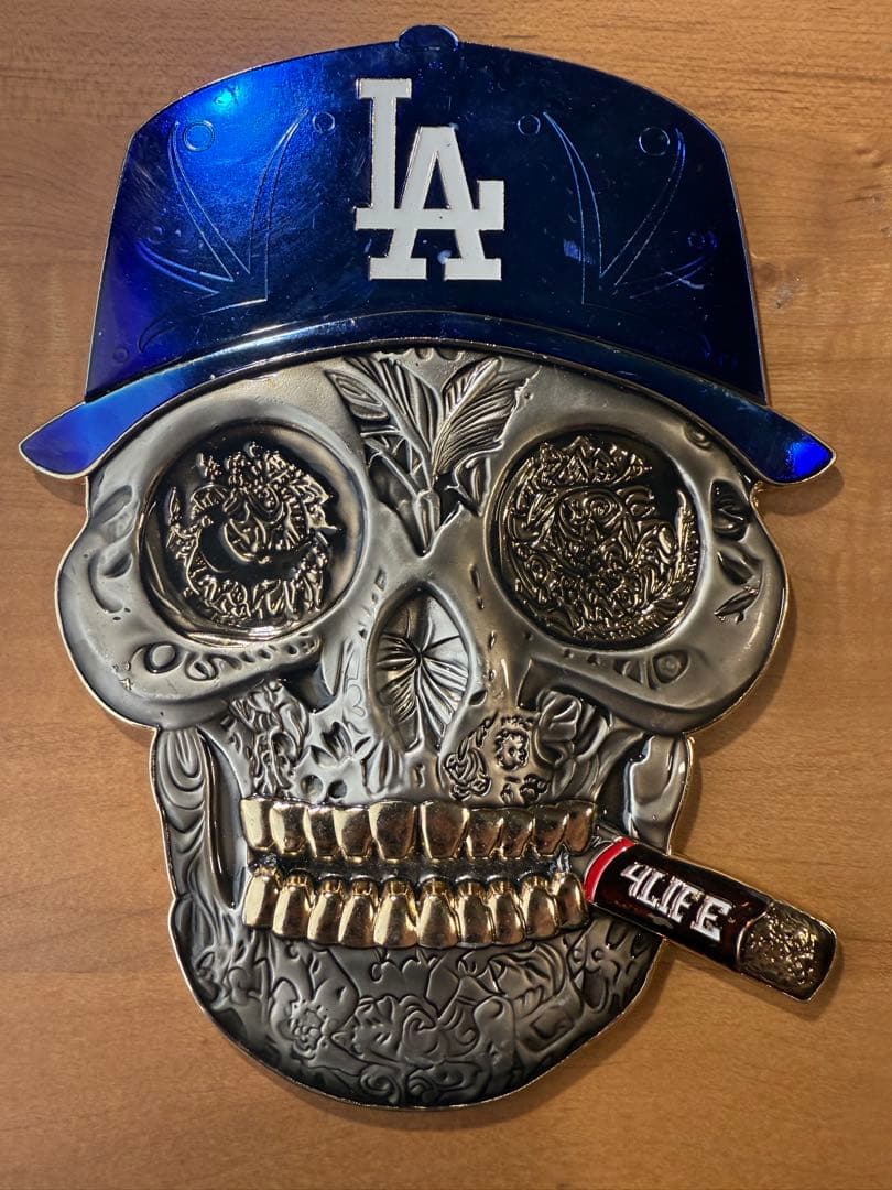 ICE ロサンゼルス支局 米国国土安全保障省 チャレンジ 米連邦最高裁、ロサンゼルスでの移民捜査の一時停止命令を解除 - BBC