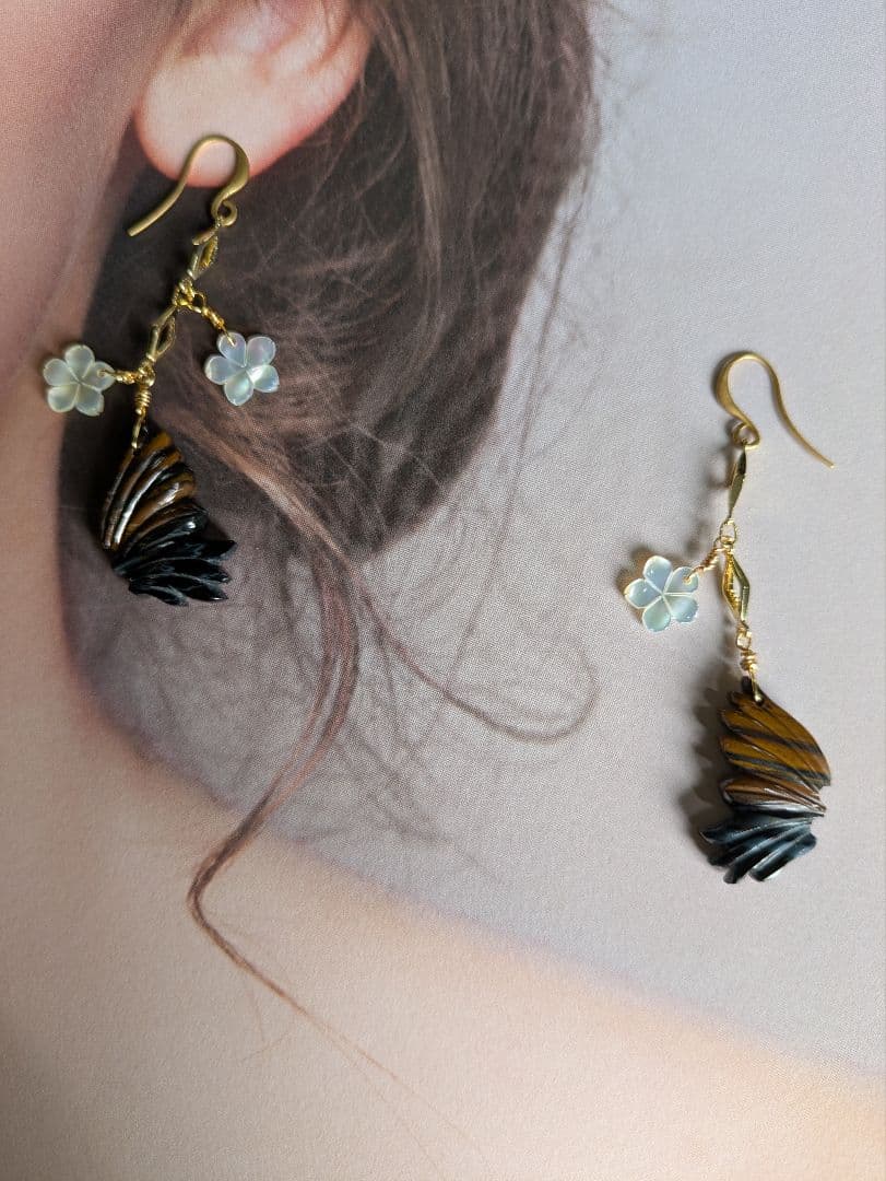 一点のみ】 タイガー・アイ バタフライカット マザーオブパール