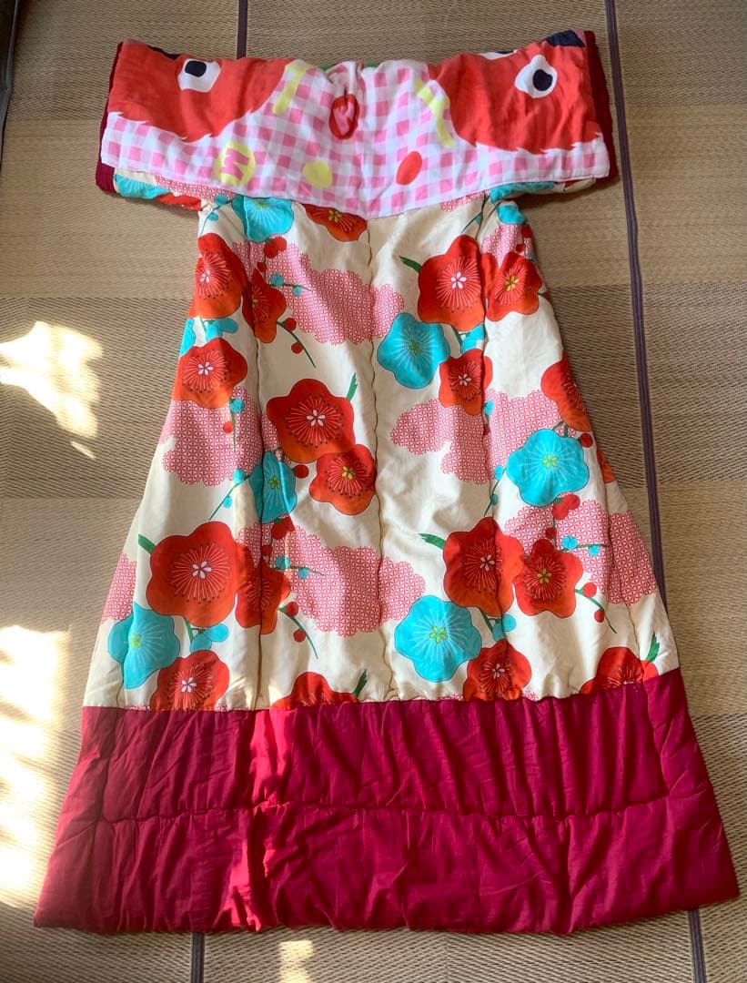 【昭和レトロ】 かいまき布団 掻巻 花柄 鮮やか 和模様 赤 梅 京都 日本製②