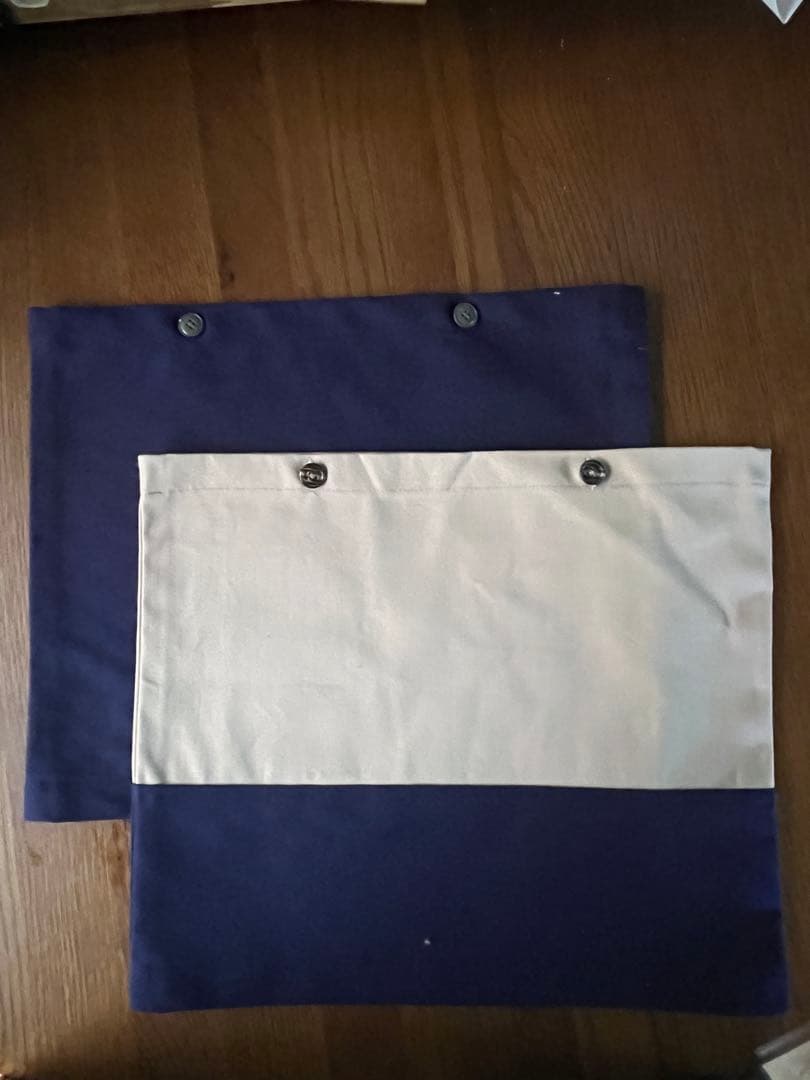 ハンドメイドのウロバックカバー、全10枚