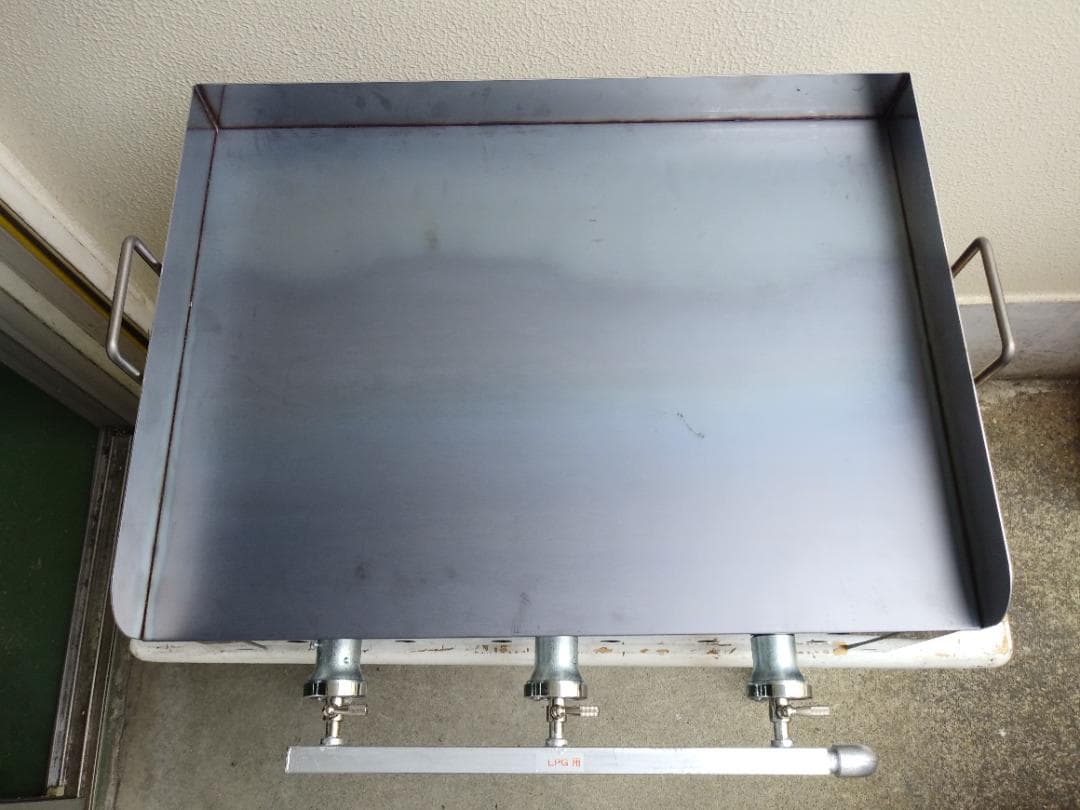 便利な持ちて付き プロパンガス用 鉄板焼きグリドル 3辺フチ加工