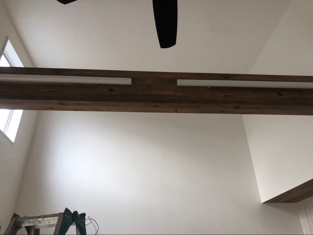 新築　照明器具　電球色