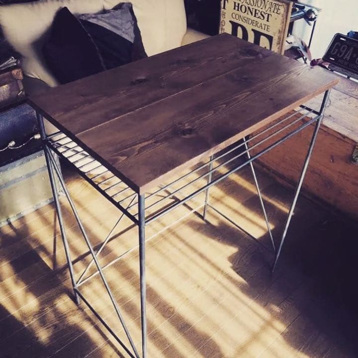 アイアンデスク　アイアン家具　カフェテーブル　書斎　男前　アンティーク レトロ