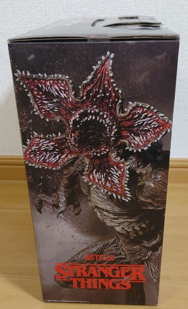 ら*ら様 一番くじ STRANGER THINGS デモゴルゴン ラストワン賞 - メルカリ