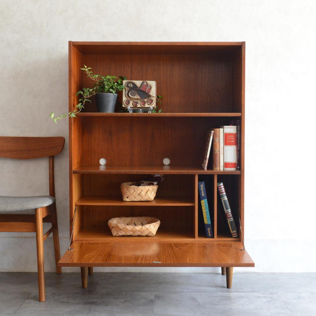 デンマーク 北欧ヴィンテージ チークシェルフ カップボード フラップ扉 北欧家具