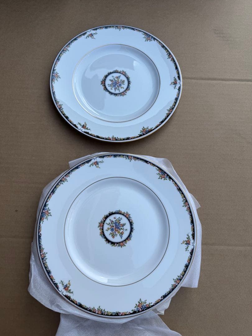 ウェッジウッド　オズボーンディナー皿 4枚27cm未使用保管品