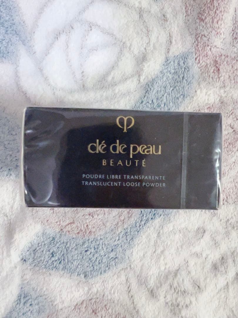 新品未使用品　クレ・ド・ポー ボーテ プードルトランスパラント 本体 26g