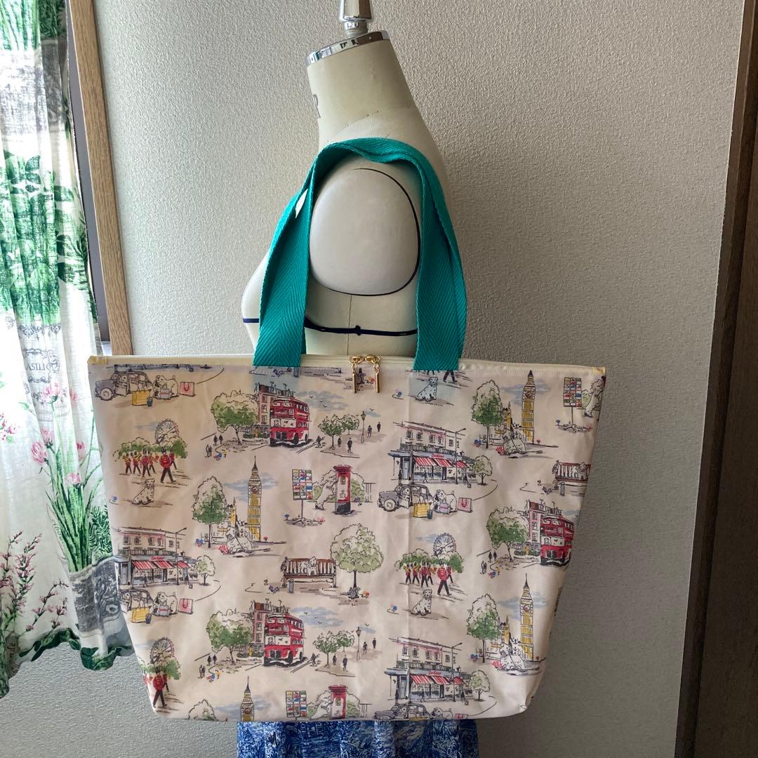 ボストンテリア様　リバティ　キャスキッドソン　ハンドメイド