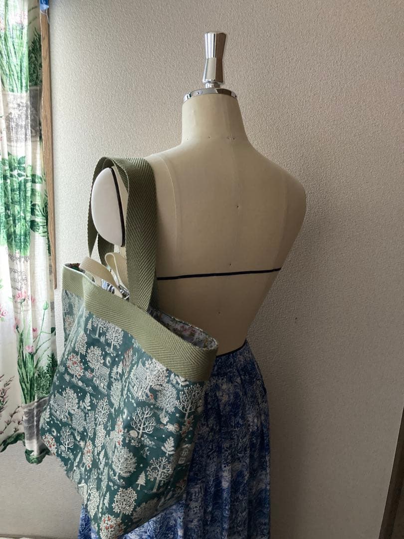 ボストンテリア様　リバティ　キャスキッドソン　ハンドメイド