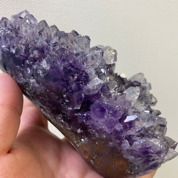 濃紫の煌めきウルグアイ産 ☆アメジストクラスター パワーストーン【NoA373】