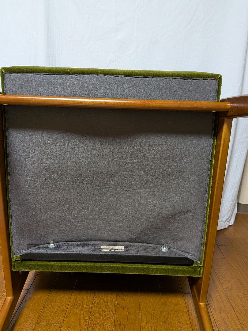 カリモク60kチェア　モケットグリーン 1人掛けソファ