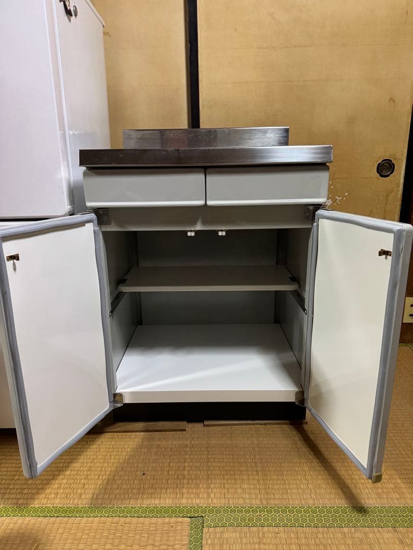 ホワイト ステンレス製キッチン収納