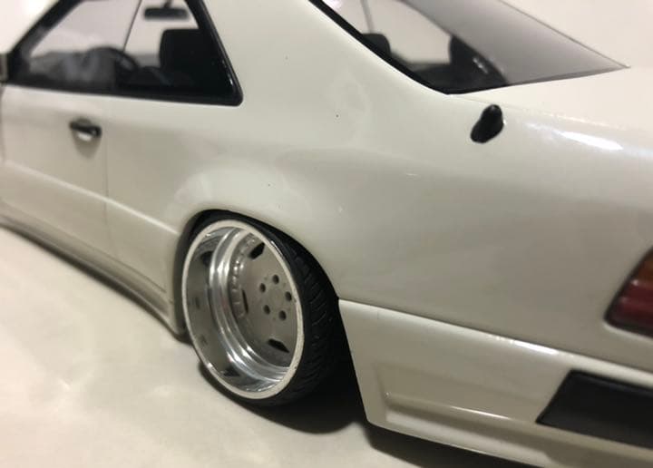 1/18 otto製　AMGメルセデス ベンツ CE124 ハンマー　ホワイト