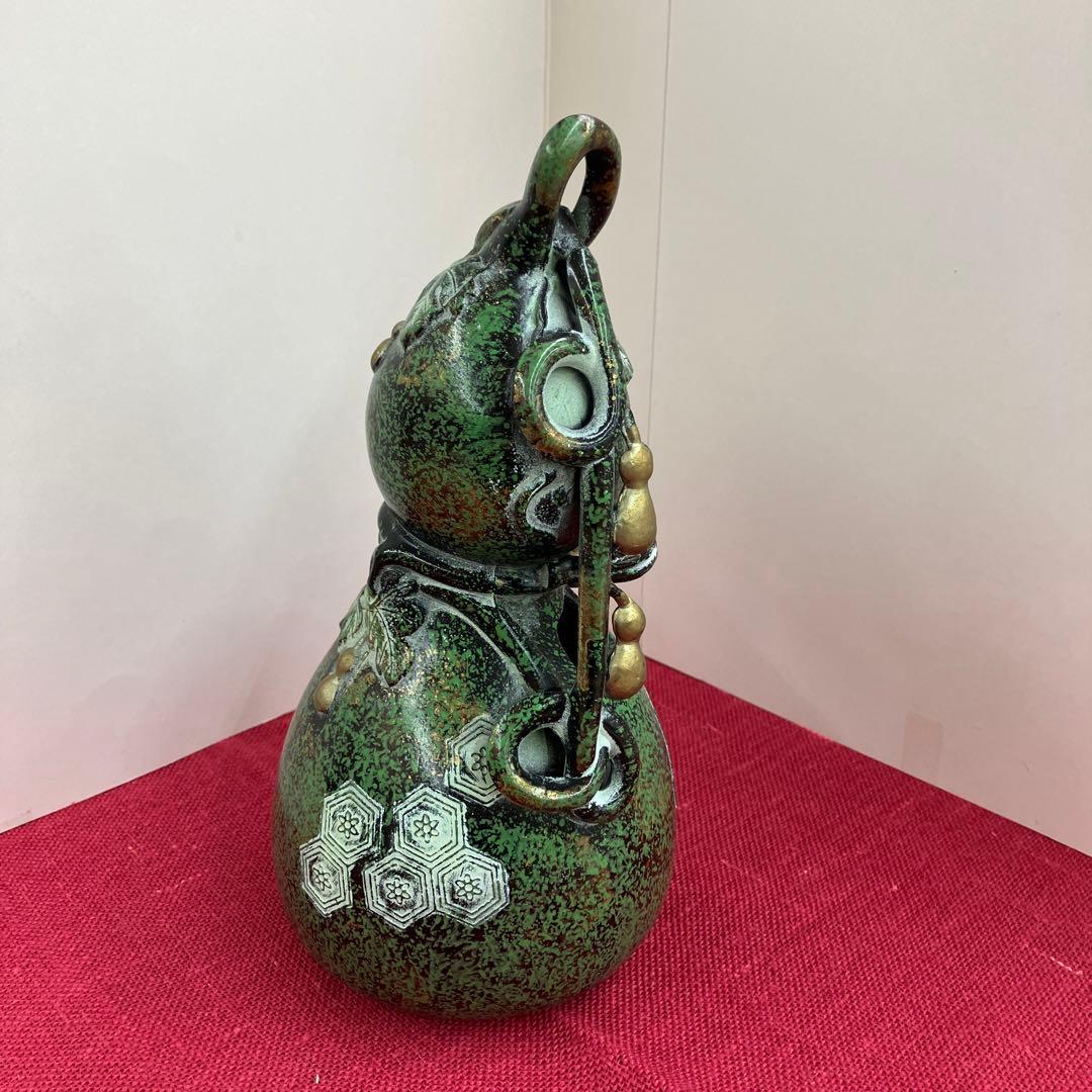 高岡銅器六瓢花入