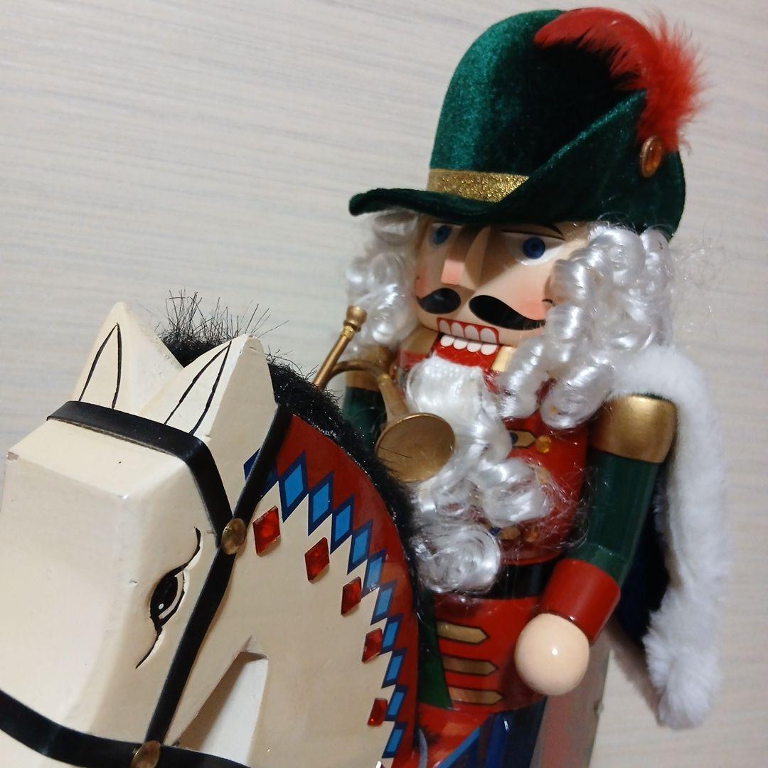 くるみ割り人形　木馬