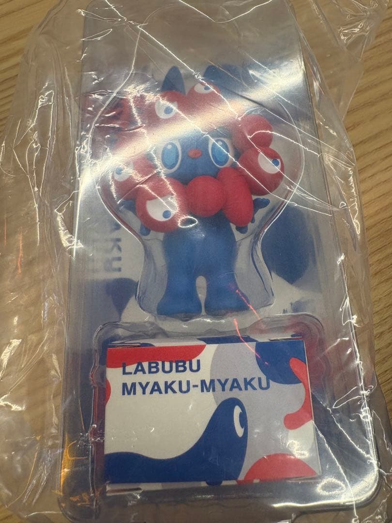 本物】LABUBU 万博会場限定 ラブブ ミャクミャク EXP02025 - メルカリ