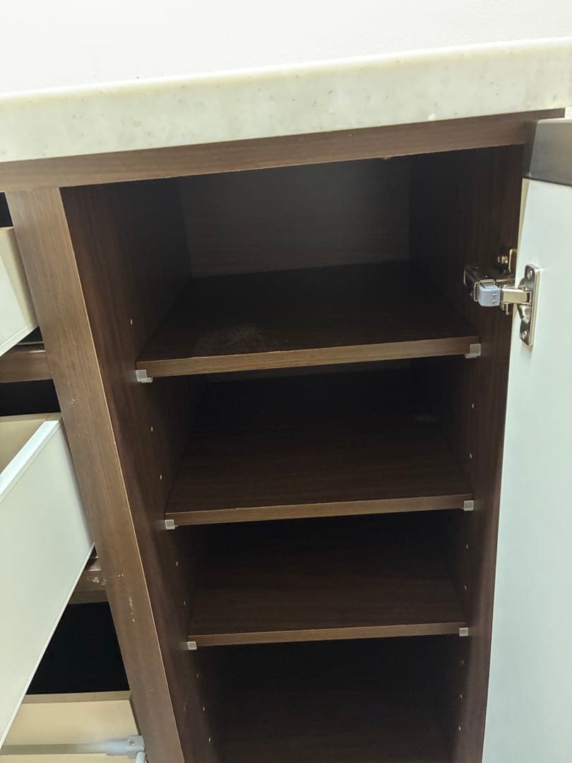 キッチンカウンター　９月末まで（値下対応可）