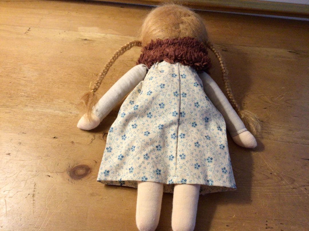 ⭕️⭕️little kin studio medium girl Anna⭕️⭕️