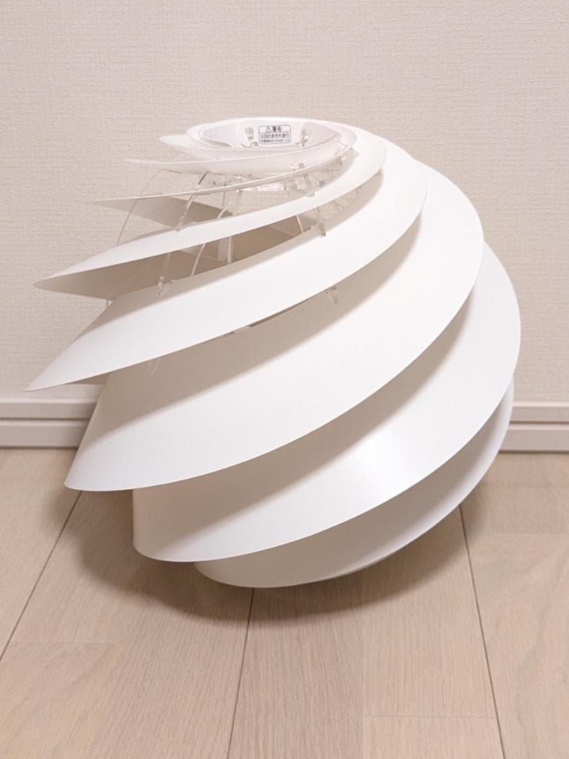 レ・クリント スワール ペンダント 3S ホワイト LE KLINT SWIRL