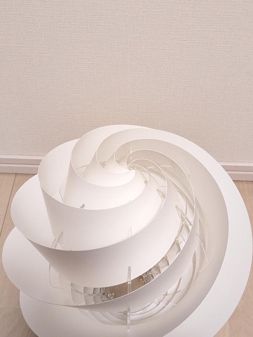 レ・クリント スワール ペンダント 3S ホワイト LE KLINT SWIRL