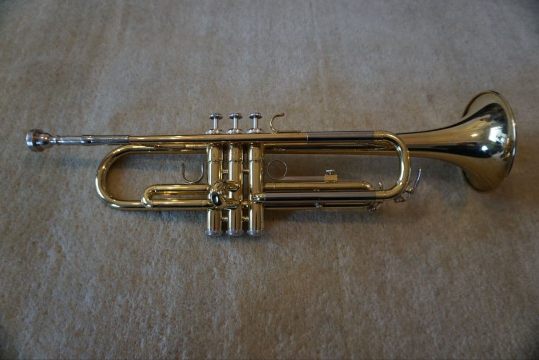 YAMAHAトランペット YTR-2320E 初心者オススメ 【メンテナンス済】