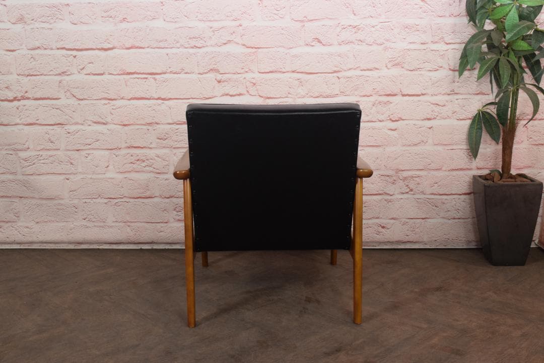 展示品　カリモク60 Kチェア スタンダードブラック　 W36170BW　14A