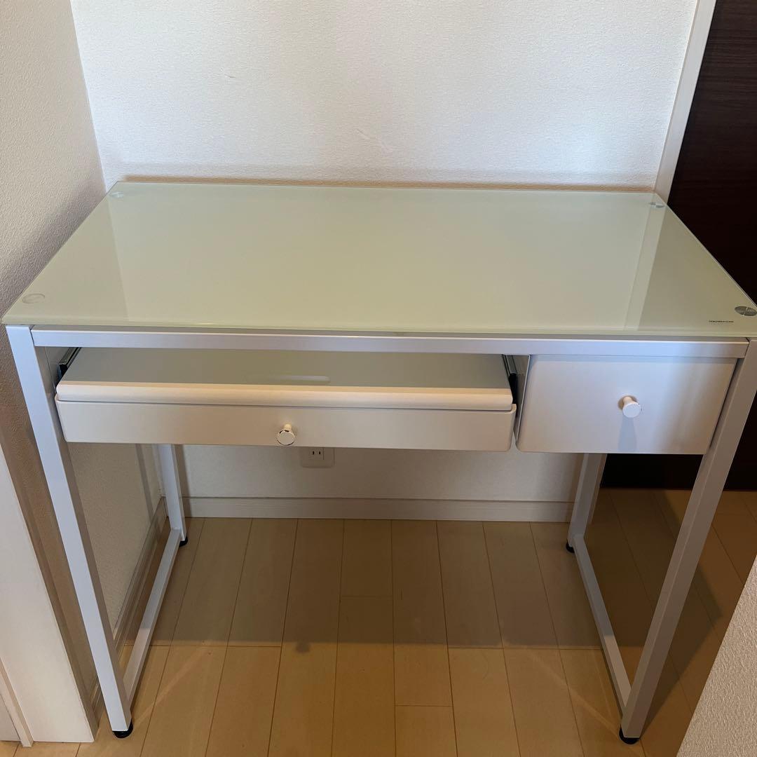 【再値下】ロウヤ LOWYAコンパクトデスク　省スペース　引き出し付 ガラス天板